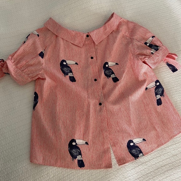 Button down shirt - Picture 1 of 3